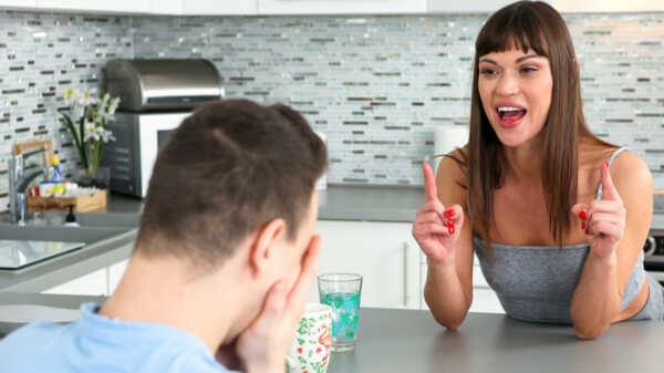 Порно видео Свидание с мачехой.  