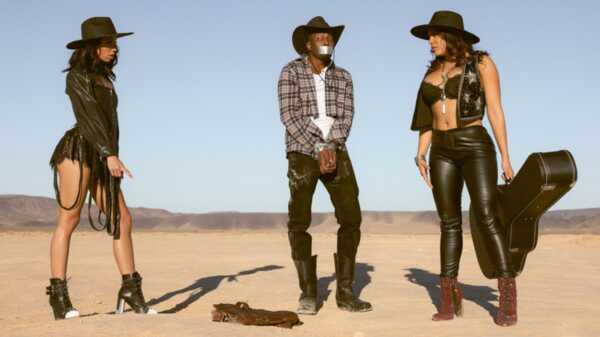 Порно видео Десперада Luna Star, Alexis Tae, Isiah Maxwell Brazzers