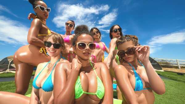 Porn video Project DTF Welcome Mixer Alexis Tae, Lulu Chu, Kylie Rocket, Alina Ali, Destiny Cruz Realitykings