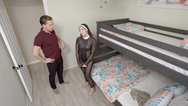 Porn video Step sister Kenzie Madison showed off her Halloween outfit. Kenzie Madison 